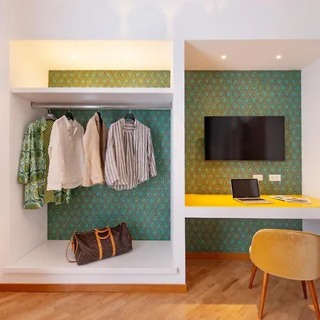 Gorgeous In The Center: Sorrento! Apartment Sorrento