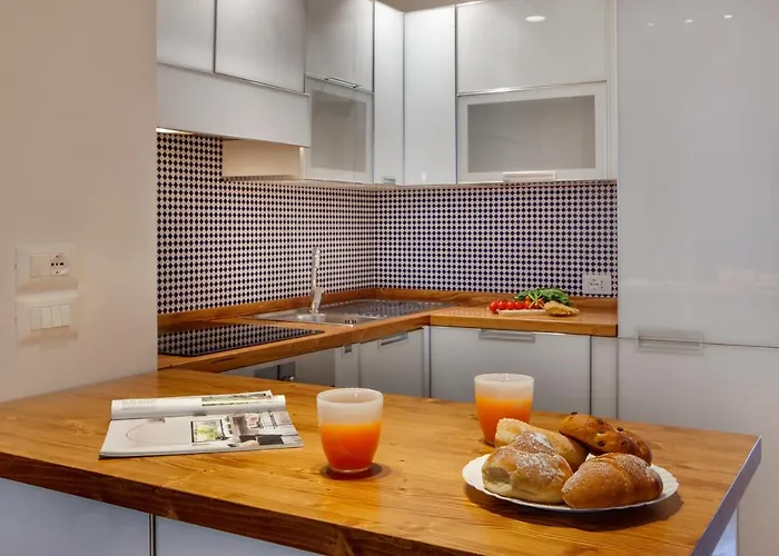 Gorgeous In The Center: Sorrento!