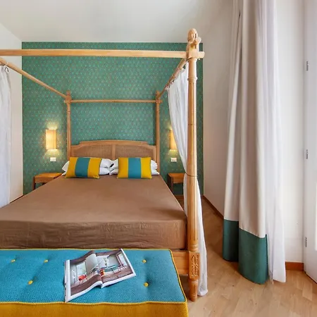 شقة Gorgeous In The Center: Sorrento!